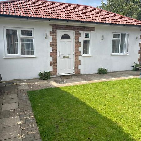 Dannifar Guest House London Exterior photo