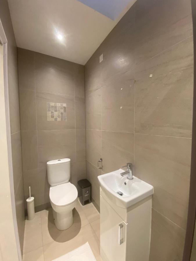 Dannifar Guest House London Exterior photo